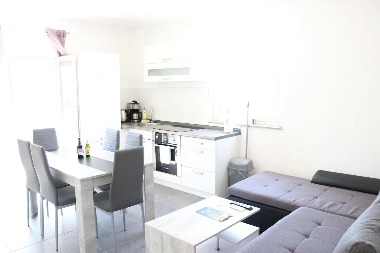 Apartman Matic Apartment Vrsi